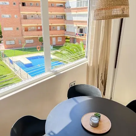 Beautiful Loft Playamar Pool And Beach Torremolinos